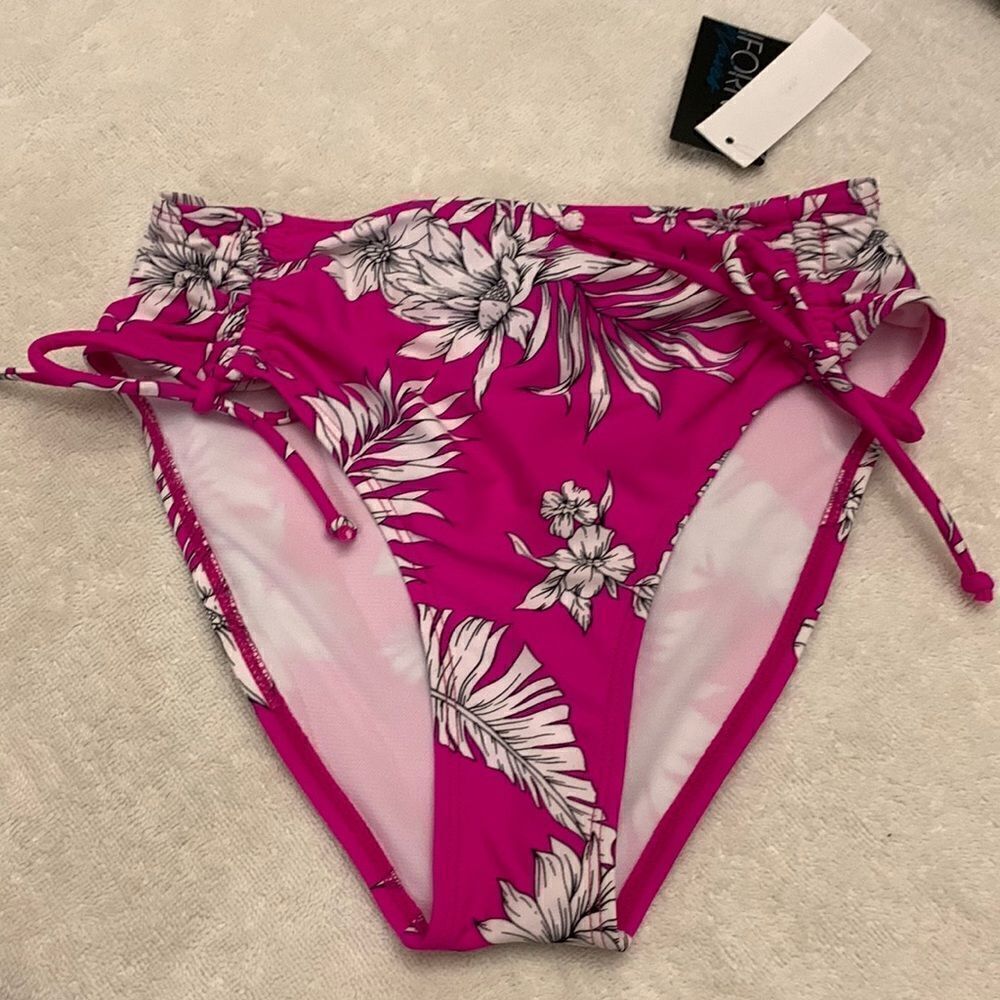 California waves multicolored high waisted bikini bottoms Size S NWT
